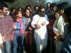 Shreya with Sri Sri